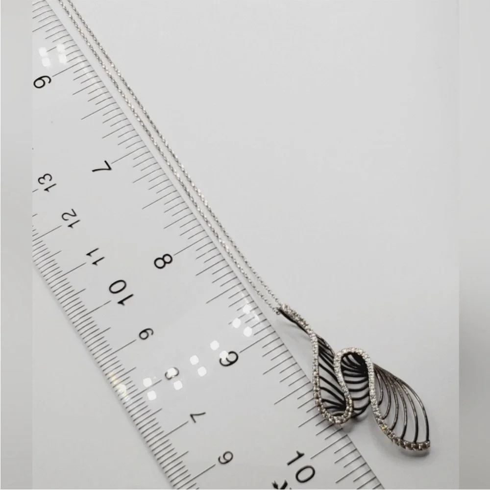 14k Solid White / Black Gold Genuine Round Diamond Swirl Pendant Necklace